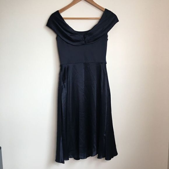 Eliza J 100% Silk Side Ruched Pleated Cap Sleeve Sheath Evening‎ Dress Si… - Picture 4 of 7